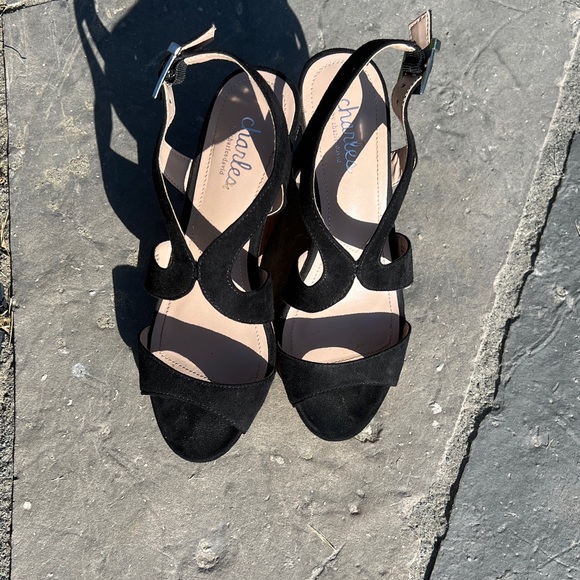 Charles by Charles David, 6.5M, black with cork wedge, butterfly strap pattern - Picture 2 of 5